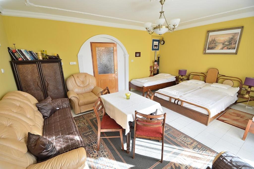 Nora Haz Hajduszoboszlo Hotel Ngoại thất bức ảnh