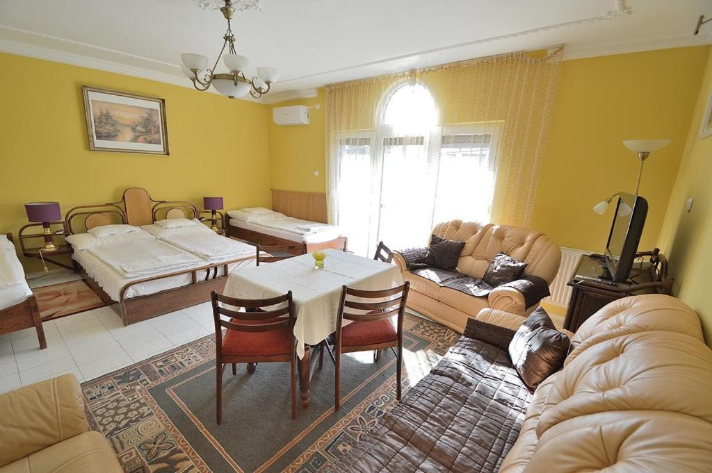 Nora Haz Hajduszoboszlo Hotel Ngoại thất bức ảnh
